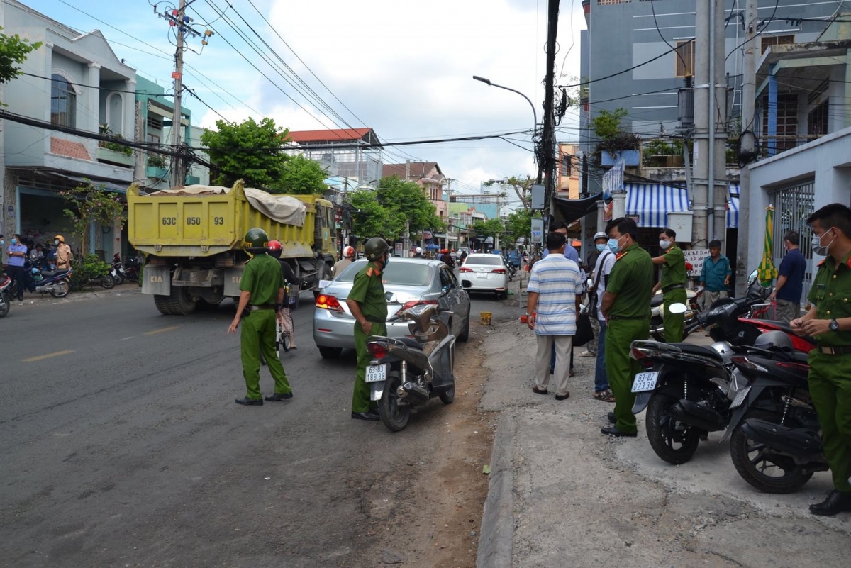 Tiền Giang khẩn trương điều tra vụ một thanh niên bị đâm tử vong